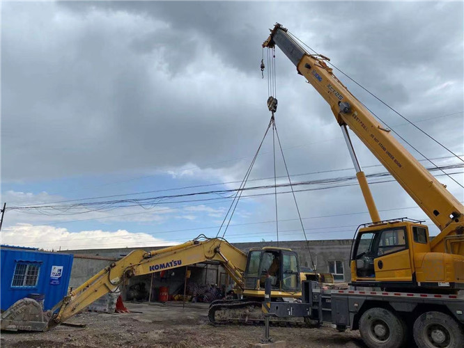 醴陵市25吨吊车的工作半径是多少？